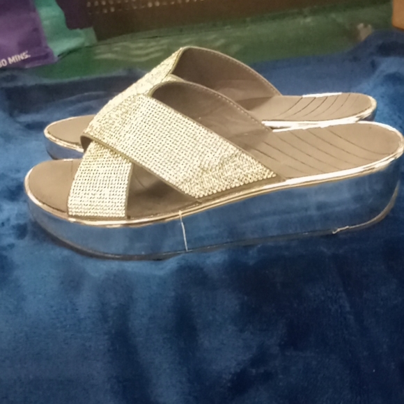 Ashley Stewart platform sandals - Picture 2 of 2